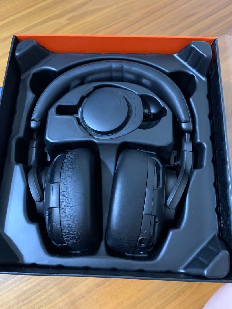 【美品】JBL QUANTUM ONE ゲーミングヘッドセット