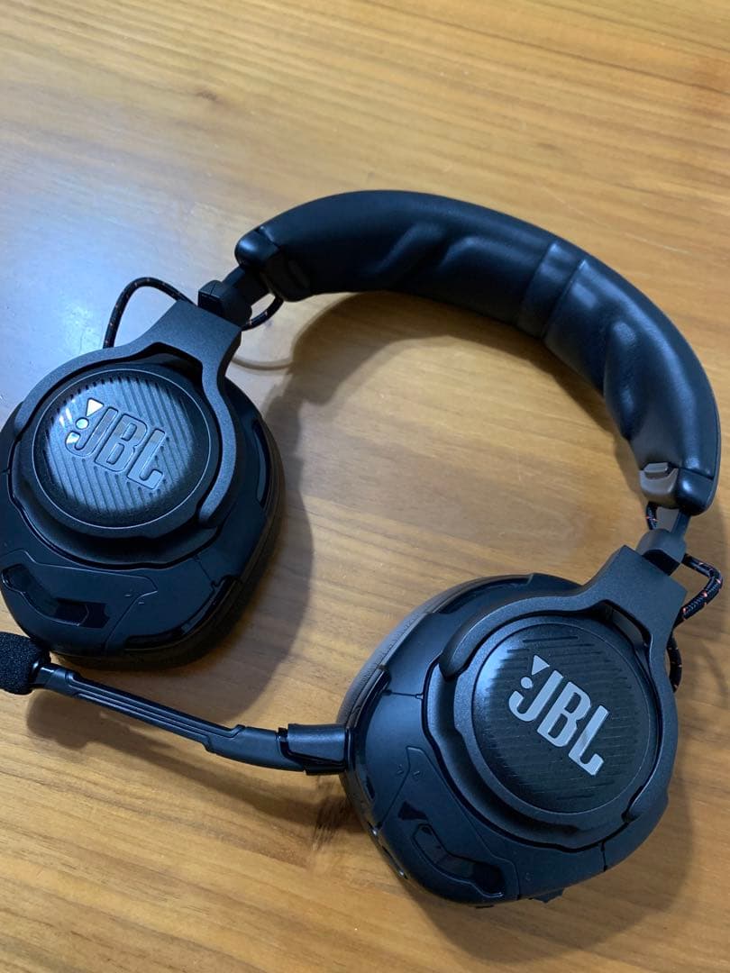 【美品】JBL QUANTUM ONE ゲーミングヘッドセット
