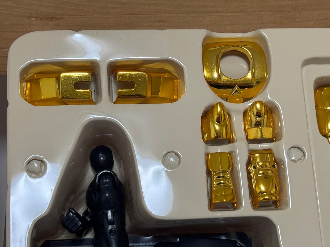 懸賞品 人馬座黄金聖衣 聖闘士星矢 聖衣大系 バンダイ