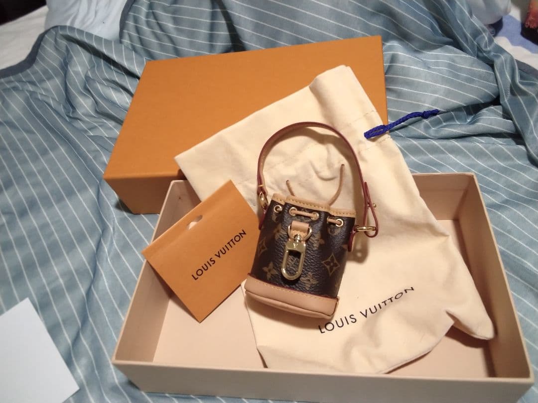 ルイヴィトン　モノグラム　マイクロミニミニ　レア　ポシェットホルダー