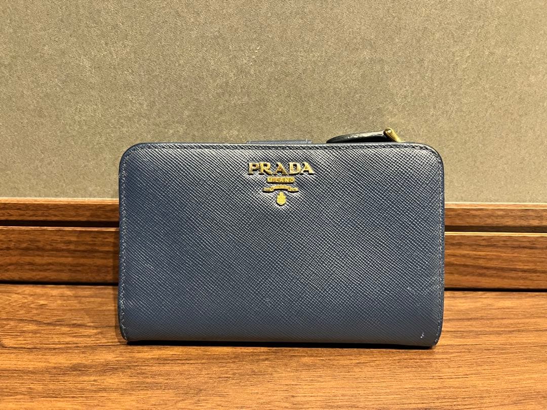 PRADA ネイビー 二つ折り財布 1M1225 サフィアーノ