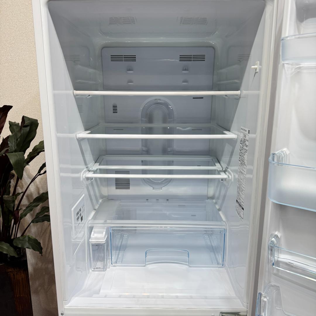 東京23区送料無料　超美品パナソニック2021年製　3ドア冷蔵庫365L