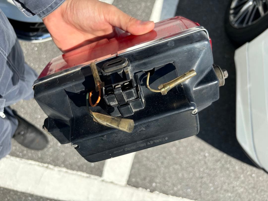 cb750f純正テールランプ