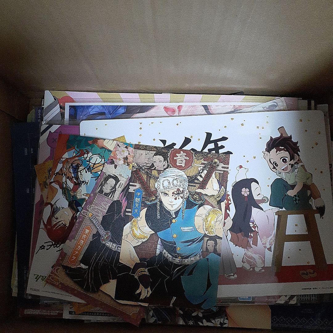 アニメ・マンガ・キャラクター　紙類　紙系　紙雑貨　大量　まとめ売り　大