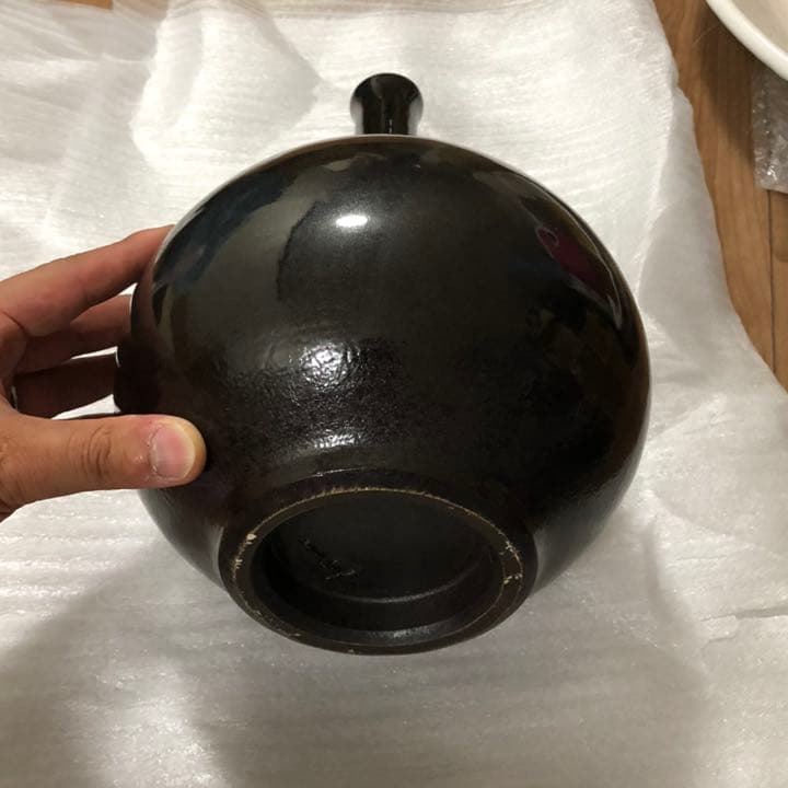 古美術品◼️蔵から出て来た、真っ黒な美しい流線形の大きな壺、壷、花瓶、花道具