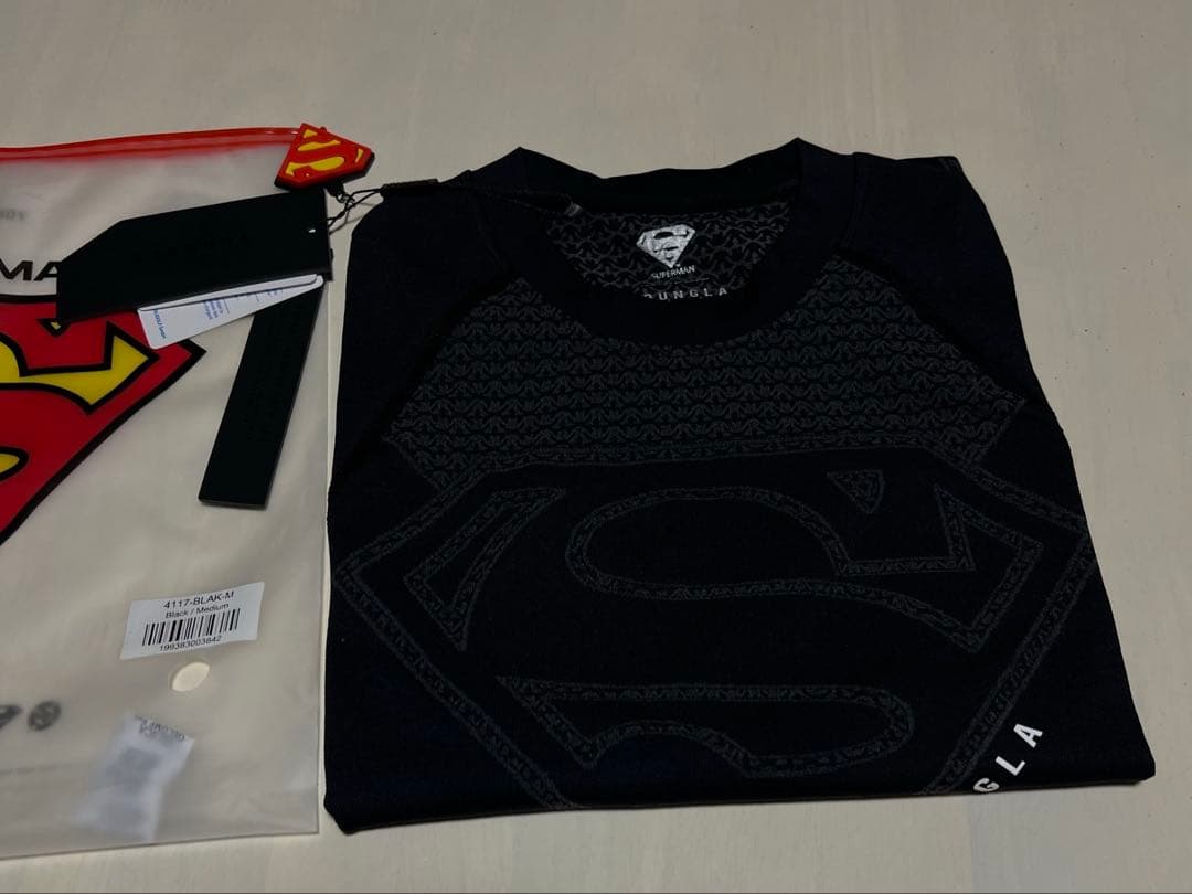 正規品　YOUNG LA スーパーマン　コンプレッション　Tシャツ　新品未使用