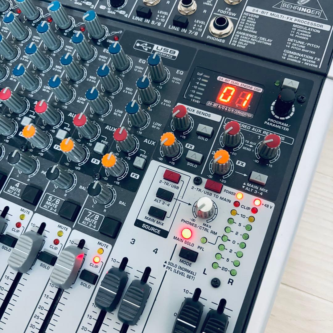 【美品】Behringer XENYX X1204USB アナログミキサー