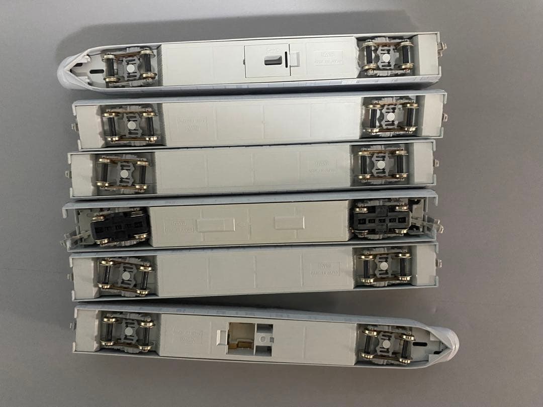 Nゲージ KATO　E5系 新幹線　はやぶさ　e5