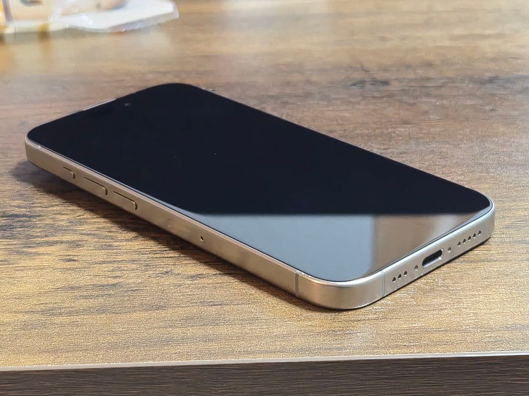 iPhone 15 Pro 128 GB（SIM フリー）