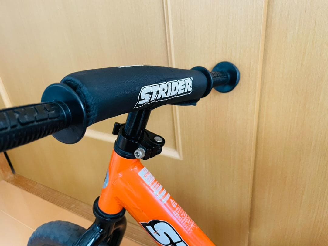 ストライダースポーツ　12インチ　オレンジ