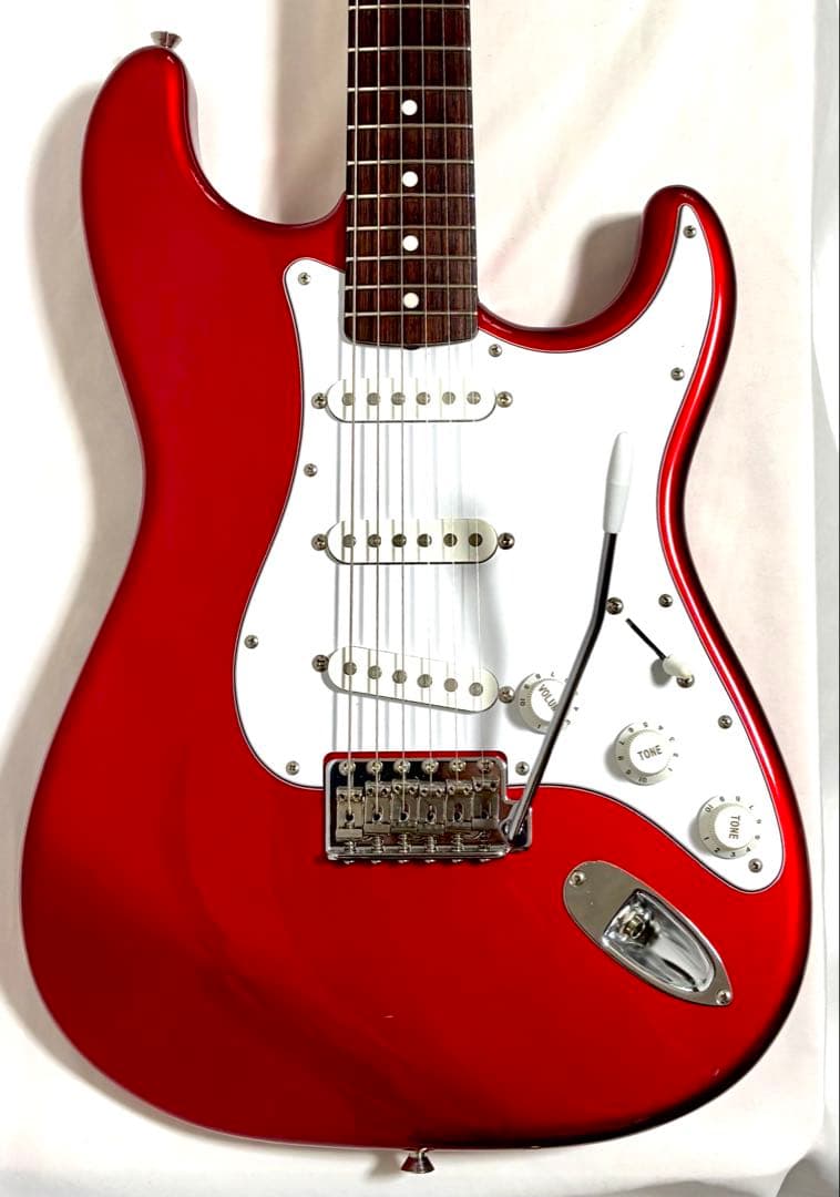 【新品弦張替済】Fender Japan ストラト キャディーアップルレッド