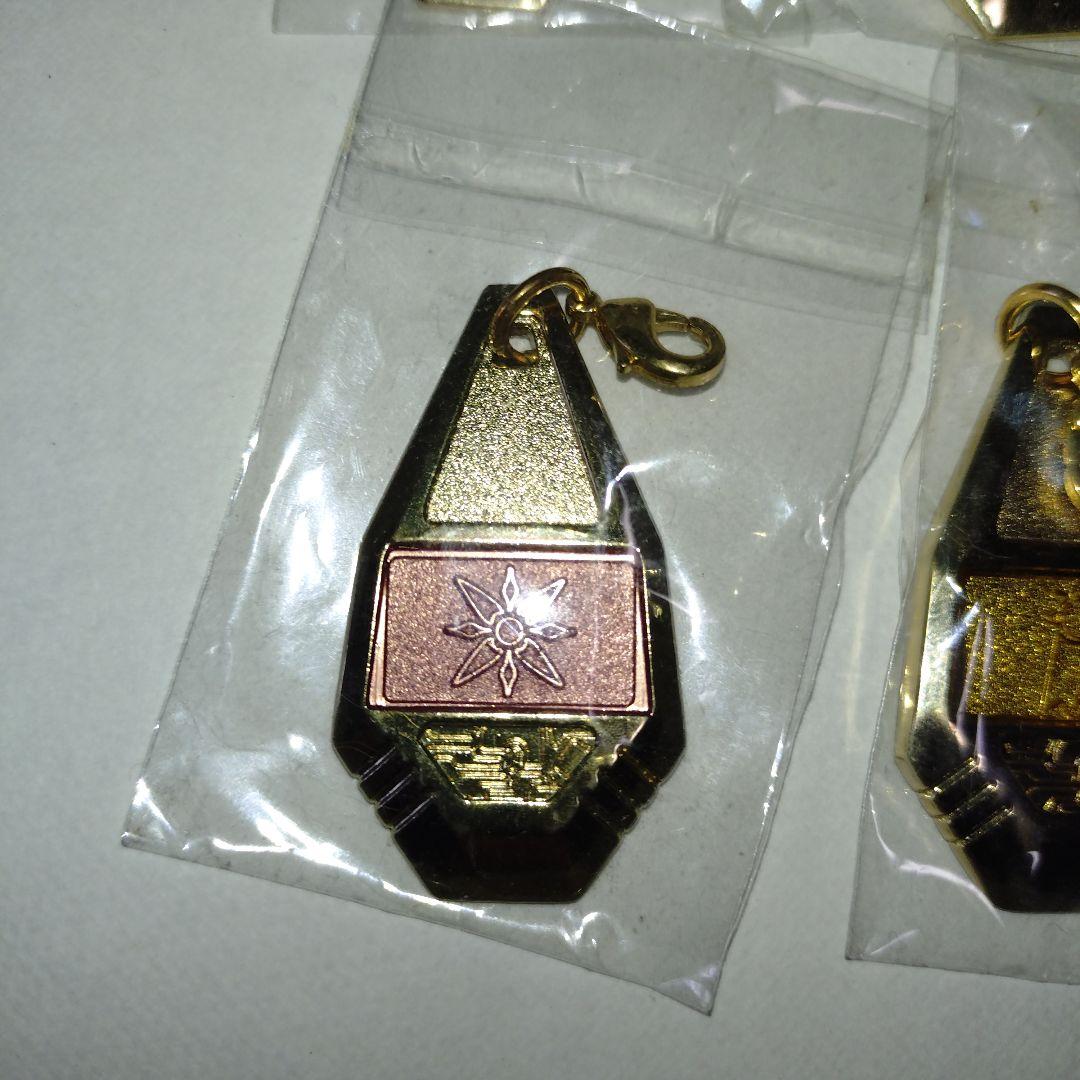 デジモンアドベンチャー メタルチャームコレクション 紋章 全8種セット