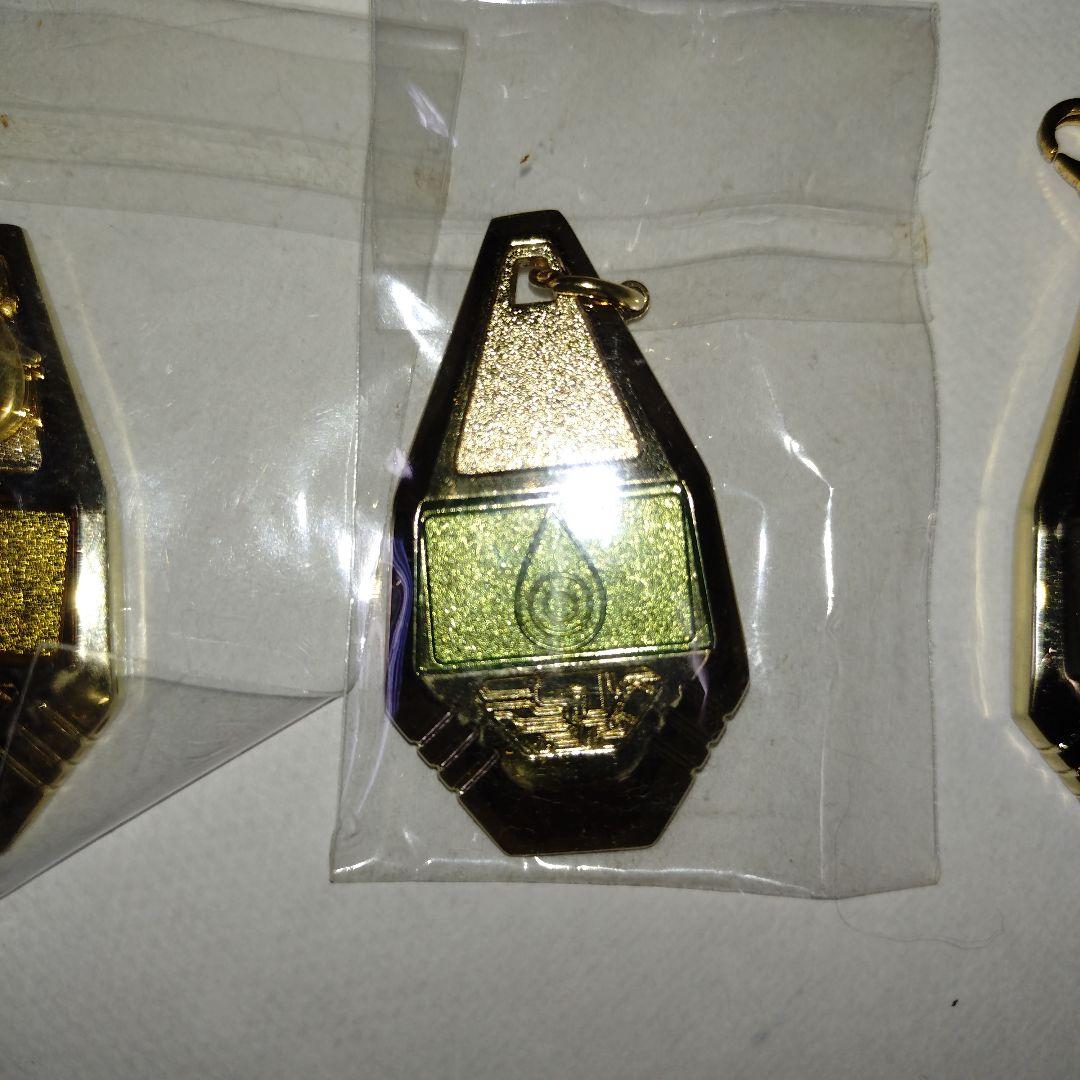 デジモンアドベンチャー メタルチャームコレクション 紋章 全8種セット