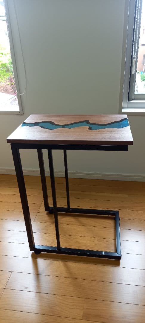 リバーテーブル　レジンテーブル　サイドテーブル　キャスター付き　コーヒーテーブル