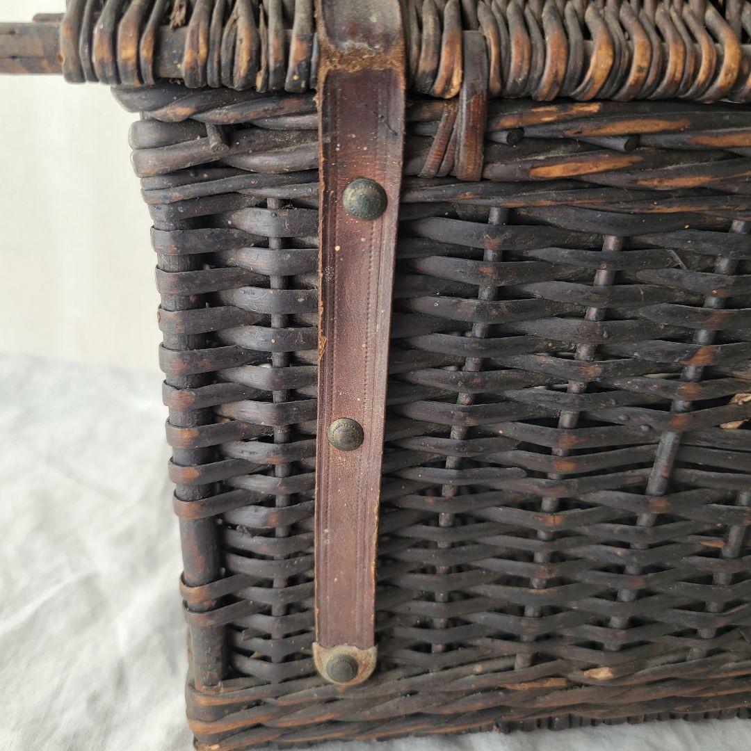 フランス　アンティーク　パニエ　蓋付き