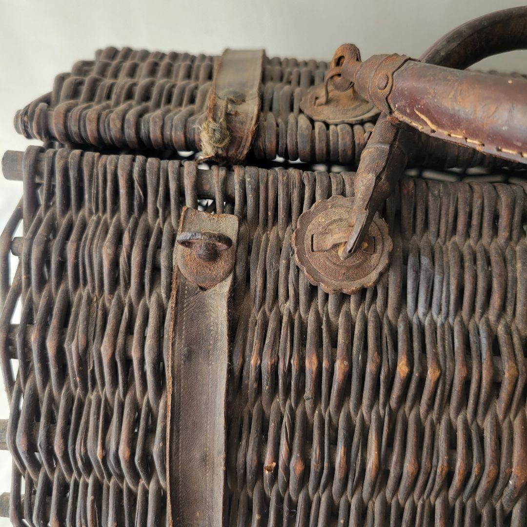 フランス　アンティーク　パニエ　蓋付き