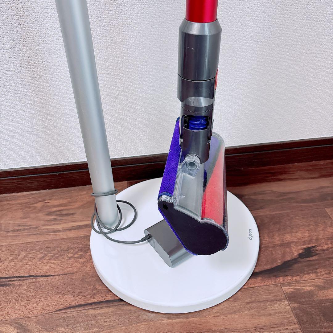 超美品 ダイソン V11 Fluffy+ バッテリー良好 スタンド付 フルセット