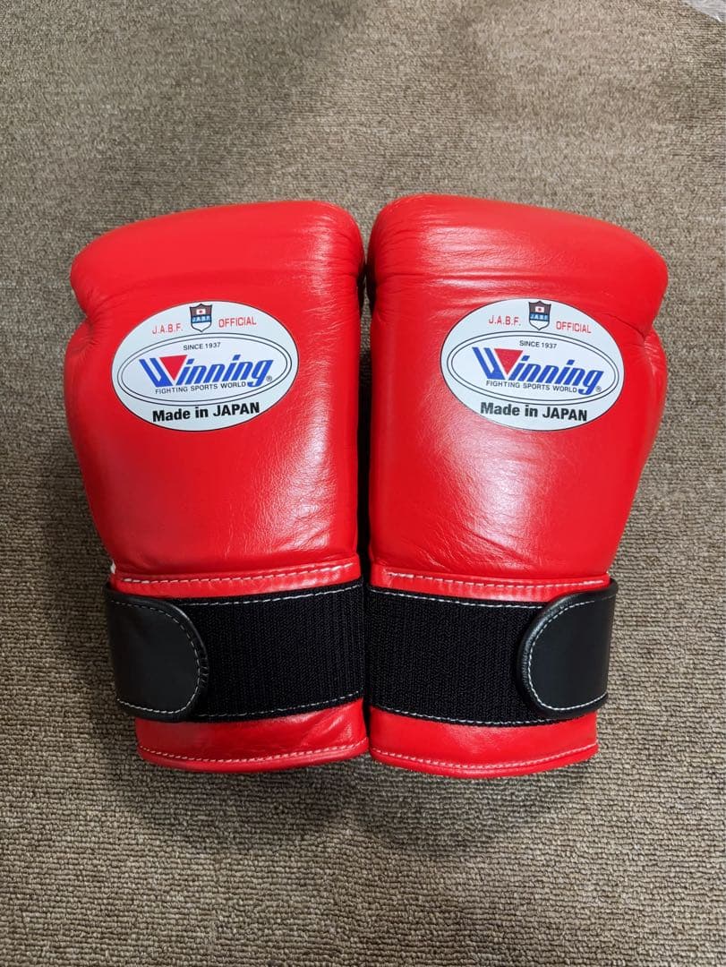 ウイニング　ボクシング　グローブ　10オンス　赤