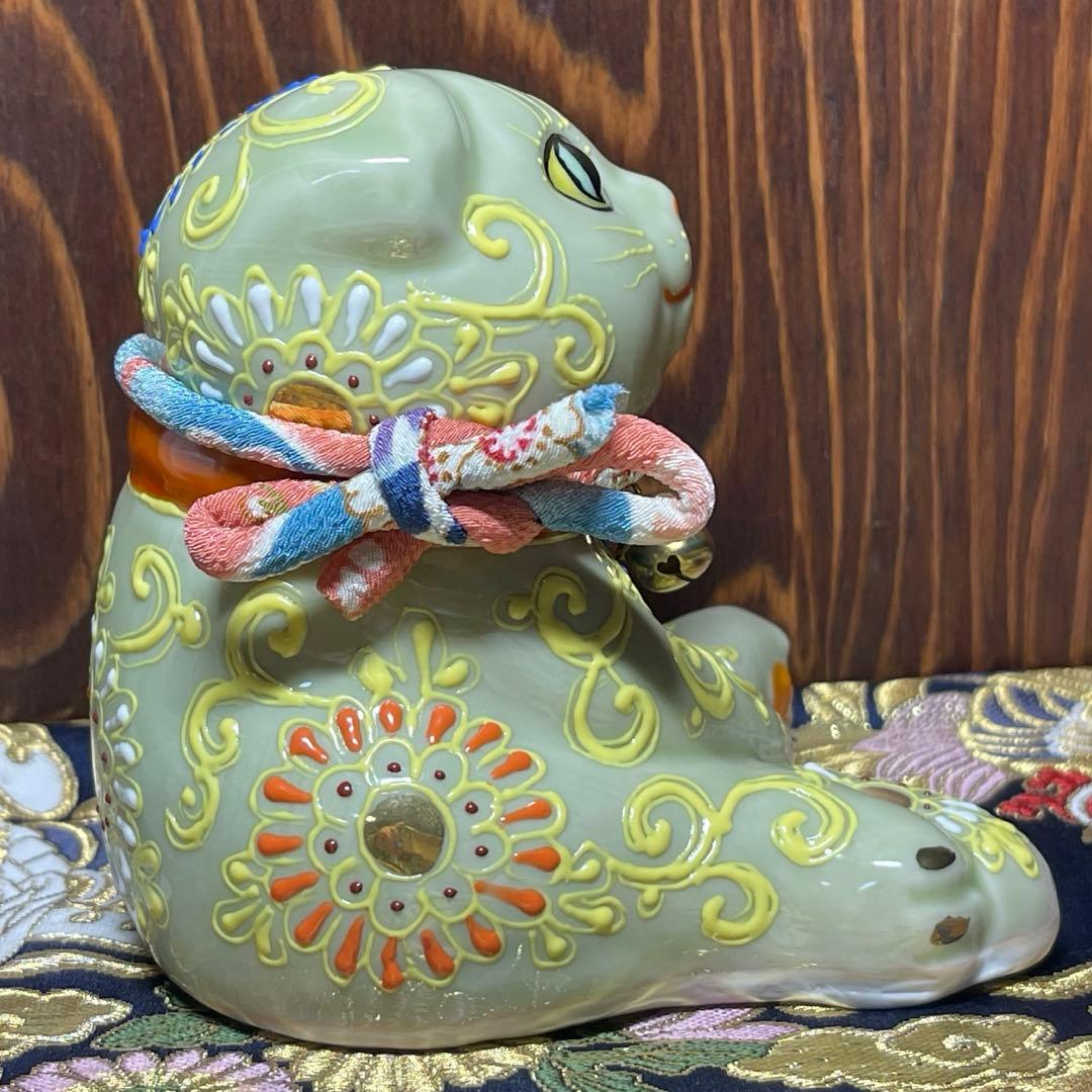 【願いが叶う】【病除け 厄除け】招き猫 薄緑色 スコティッシュ 左手