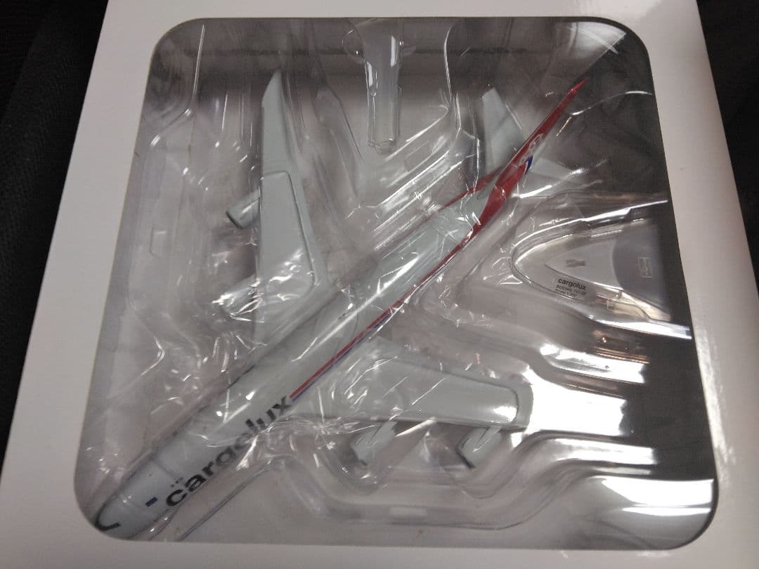 ヘルパ　 1/200 　カーゴルックス　CARGOLUX　747-8F