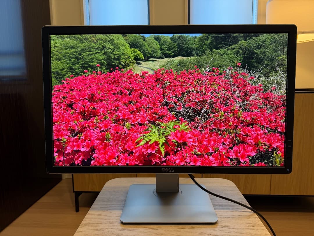DELL 4Kモニター P2715Q