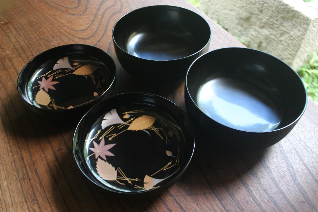 デッドストック！極上糸目黒漆に風情ある吹寄せ蒔絵の映える大椀2点（検輪島塗雑煮椀