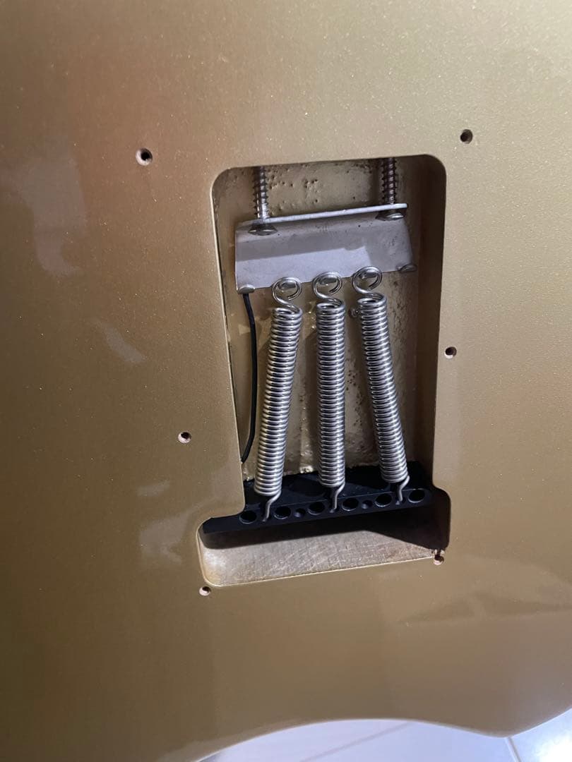 カイジ専用　Fenderタイプ　Artex Swinger guitar