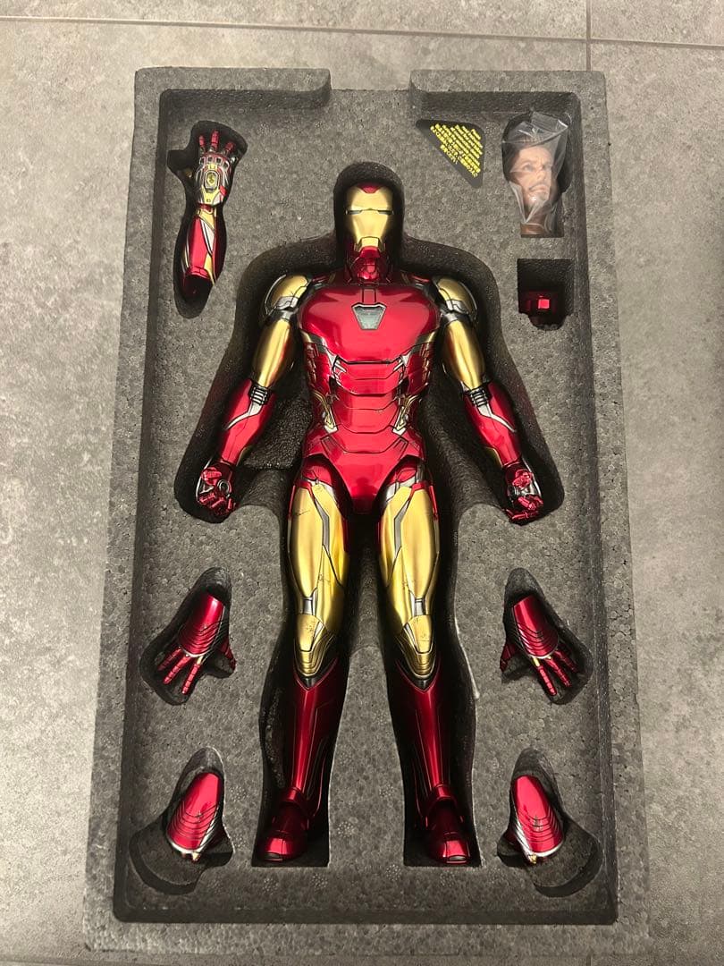 ホットトイズ　アイアンマン マーク85 アベンジャーズエンドゲーム