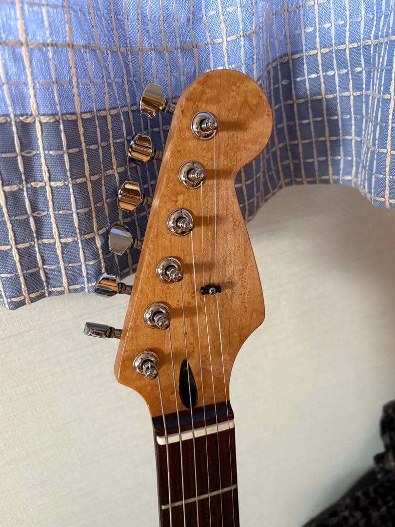 最終値下げ【バーズアイ・虎杢ネック】Galaxy Red風