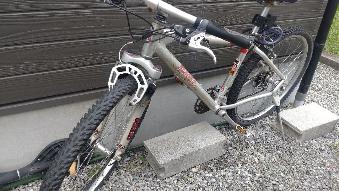 ARAYA アラヤ　マディホックス　ＭＴＢ