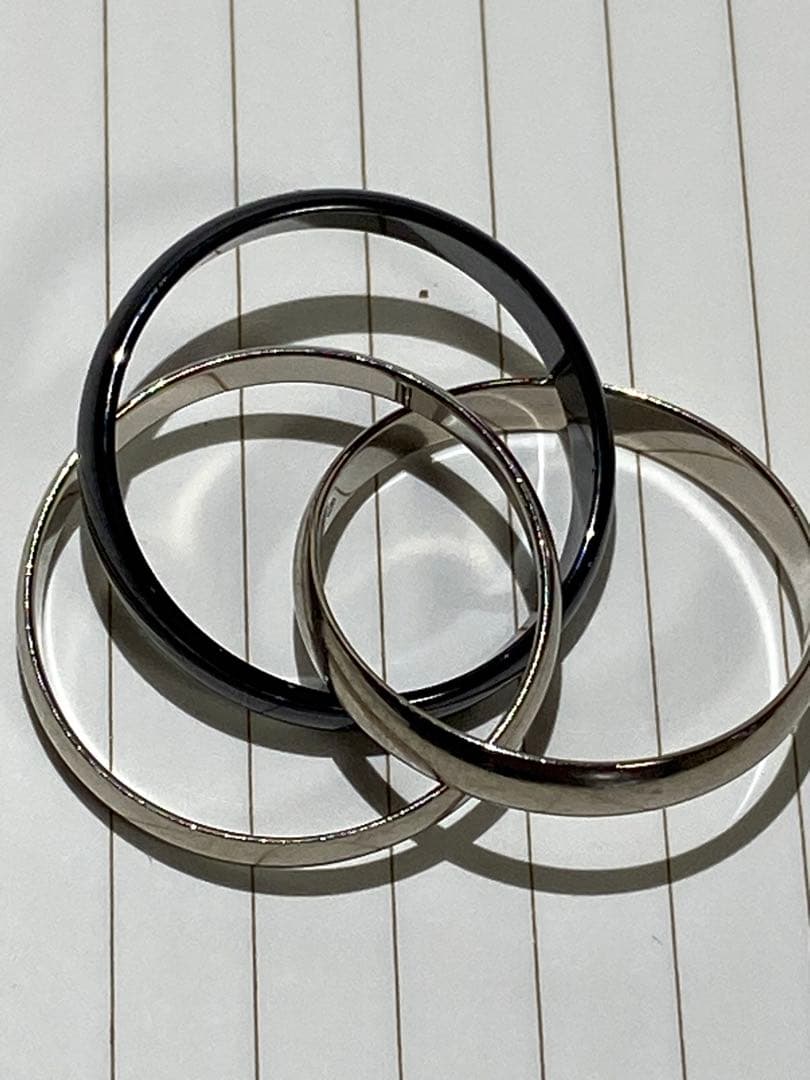 cartier トリニティブラックセラミックＭＭ３連リングＫ１８ホワイトゴールド