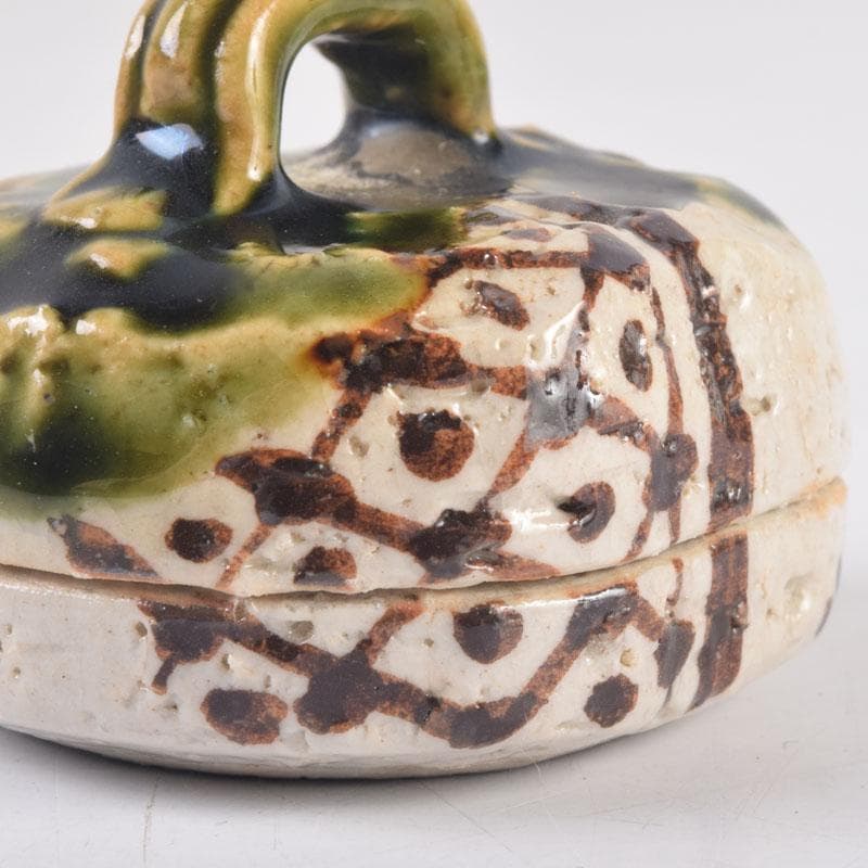 茶道具　織部焼　山口錠鉄作　香合　時代箱　V　8373