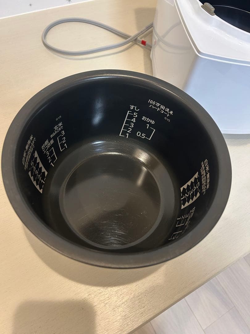 三菱　炊飯器　2024年製