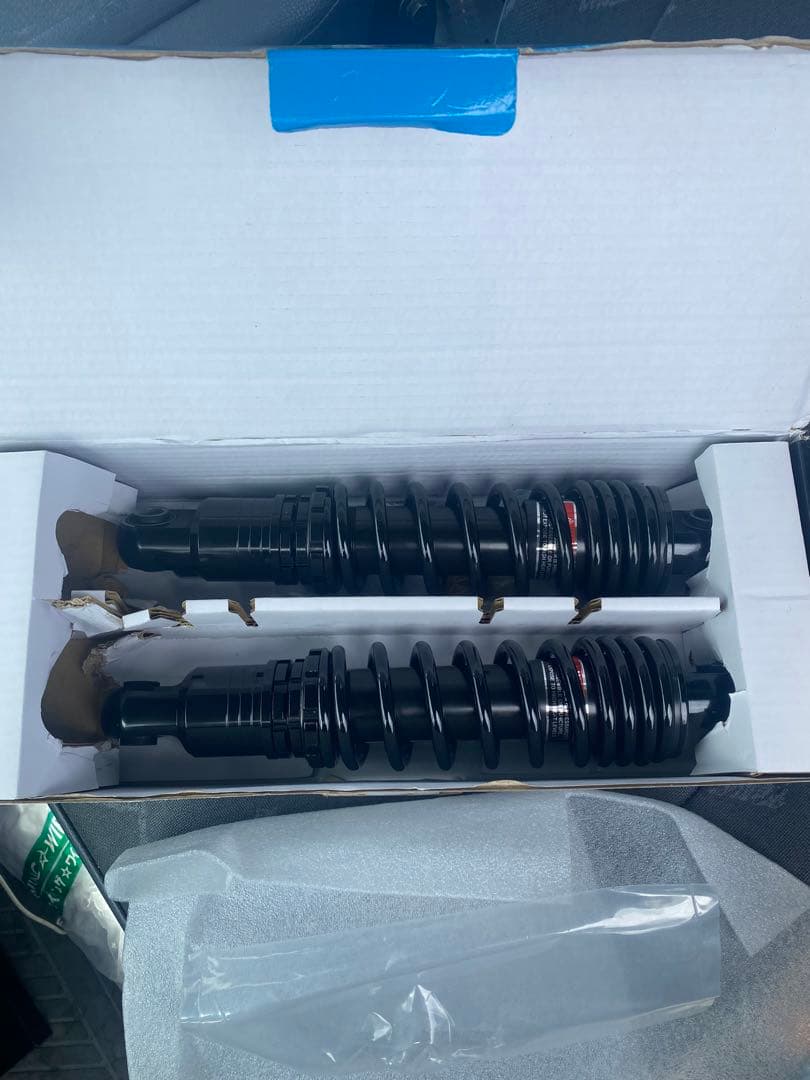 DRAG PREMIUM ハーレー　スポーツスター　サス　ショック