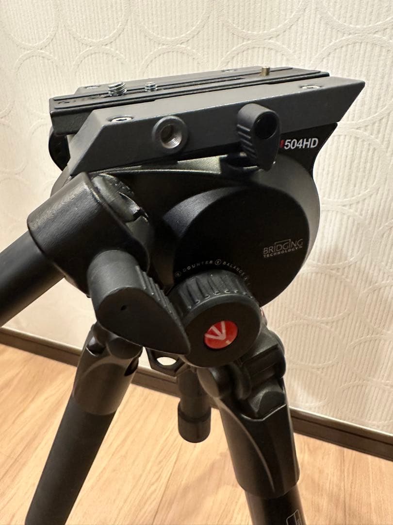 マンフロット プロ向け動画用三脚　504HD 新型