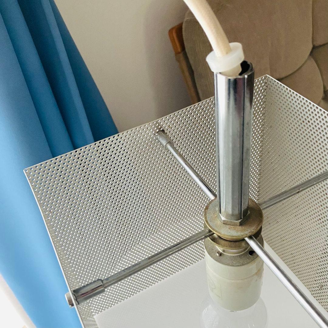 ポストモダン パンチングメタル キューブランプ