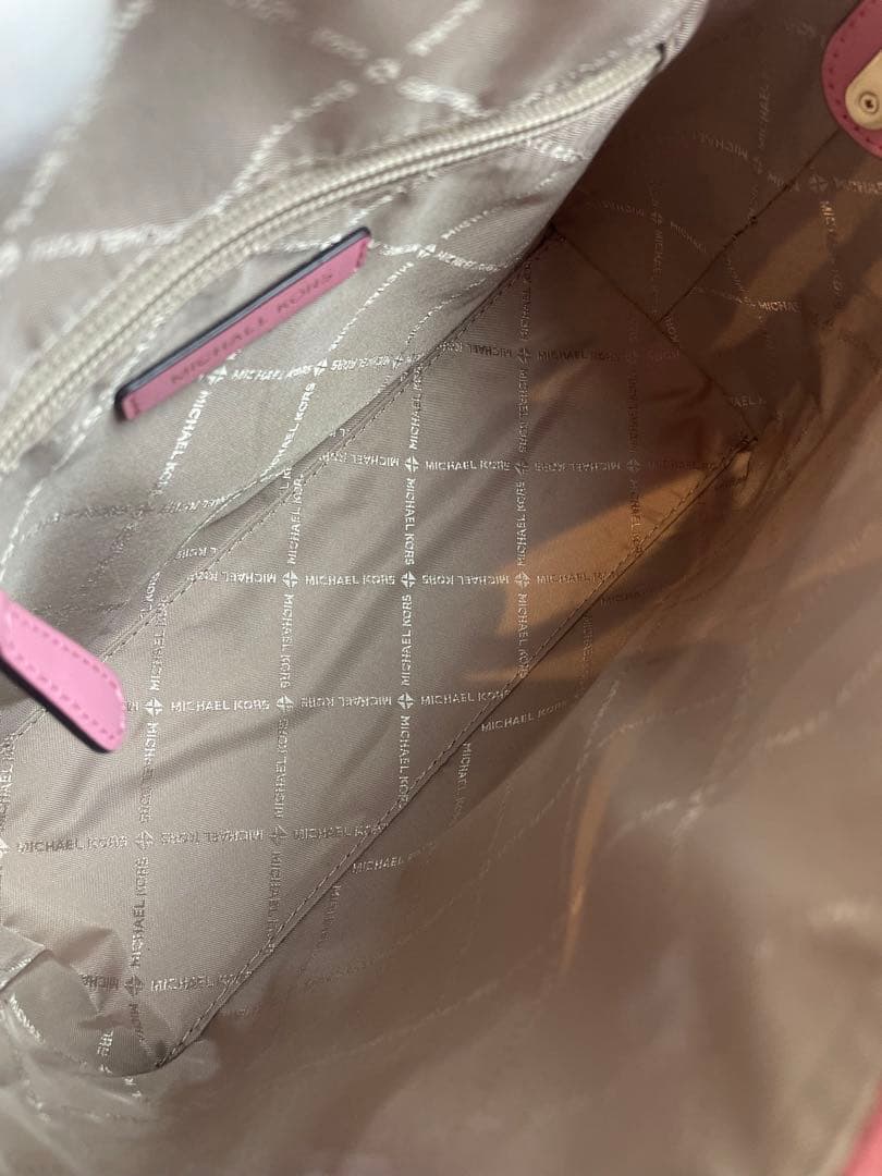 MICHAEL KORS レディース　ボディー　バッグ　財布　セット　ピンク