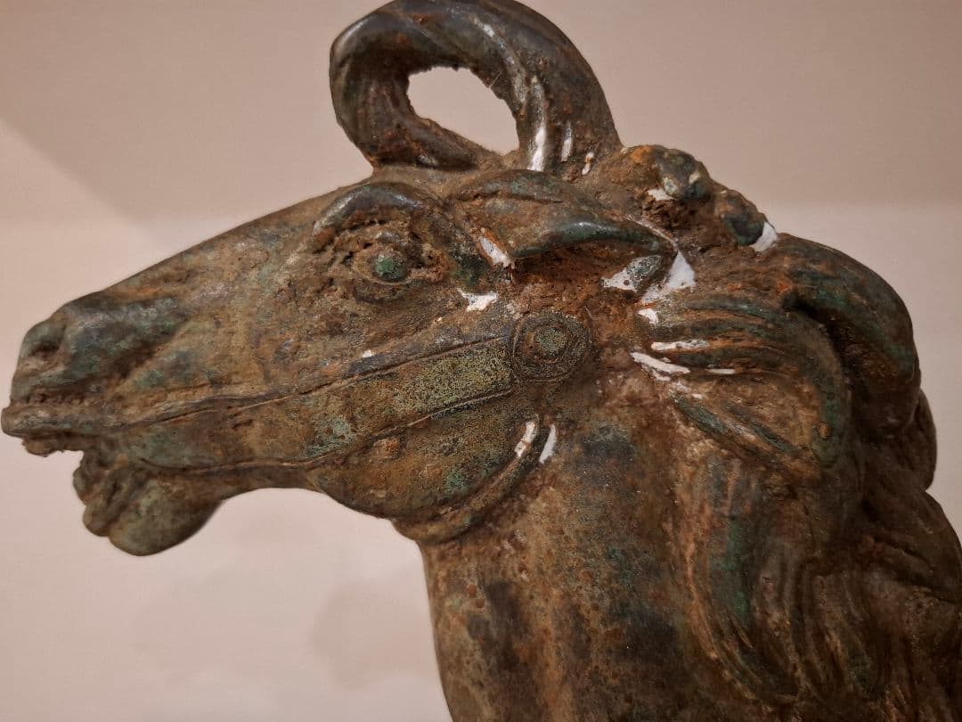 名豪家蔵出し ブロンズ馬の彫刻 台座有り