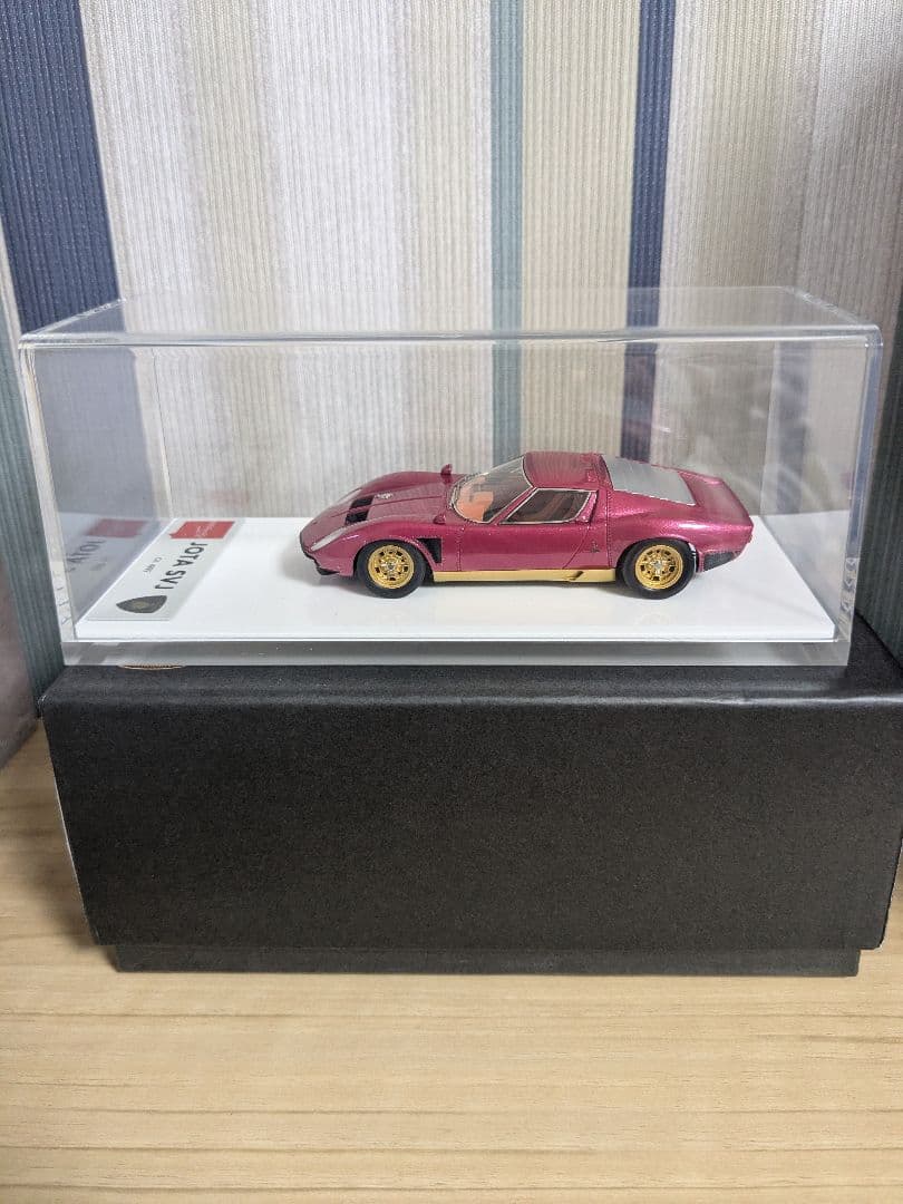 アイドロン　メイクアップ　 1/43 ランボルギーニ イオタ SVJ　EM395