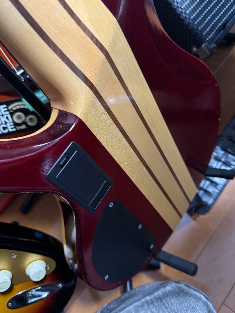 Ibanez BTB865SC-WKL 5弦エレキベース