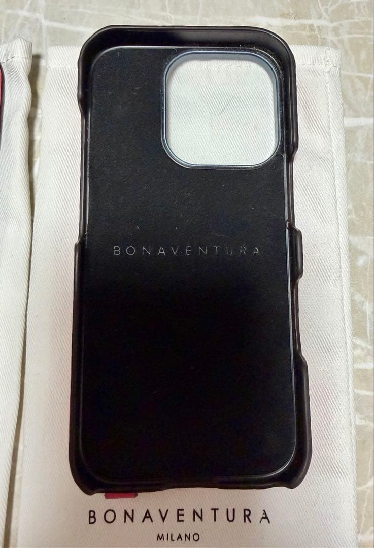 【クリーニング・枠交換済】ボナベンチュラ iPhone16Proケース 2種類