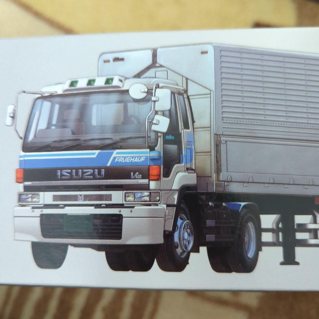 トミカ　リミテッドヴィンテージネオ　いすゞ810EX & エルフセフテーローダ