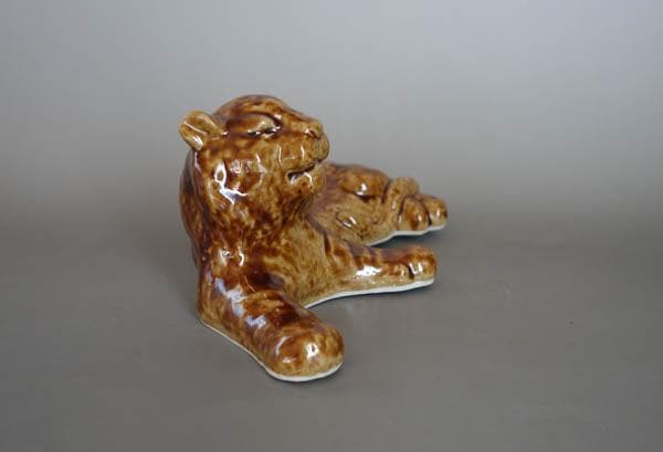 九谷焼　二代　徳田八十吉 虎　寅 フィギュリン　置物 共箱 文化勲章　2306