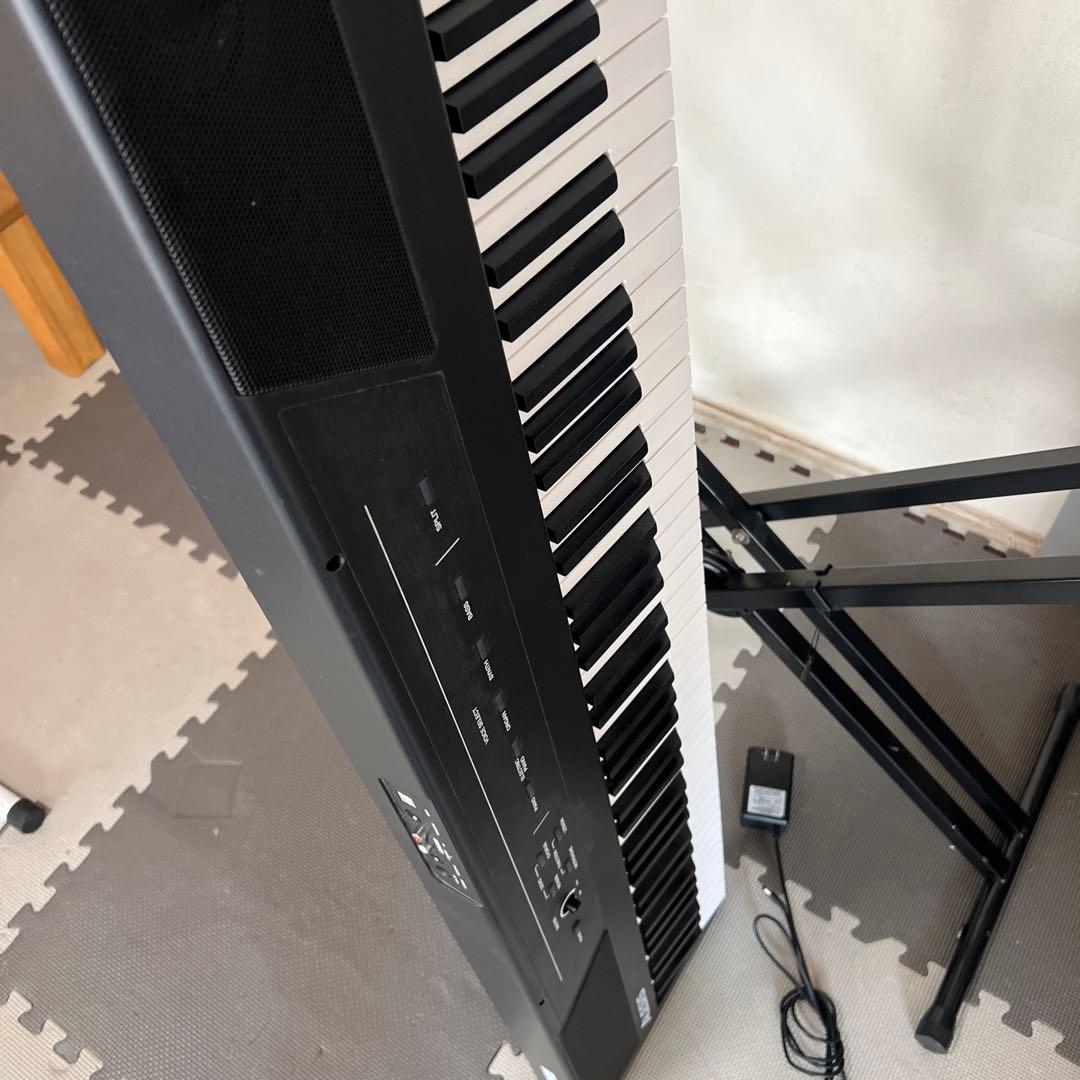 【横浜市内配達】スタンド付き！88鍵盤　電子ピアノ　Alesis RECITAL