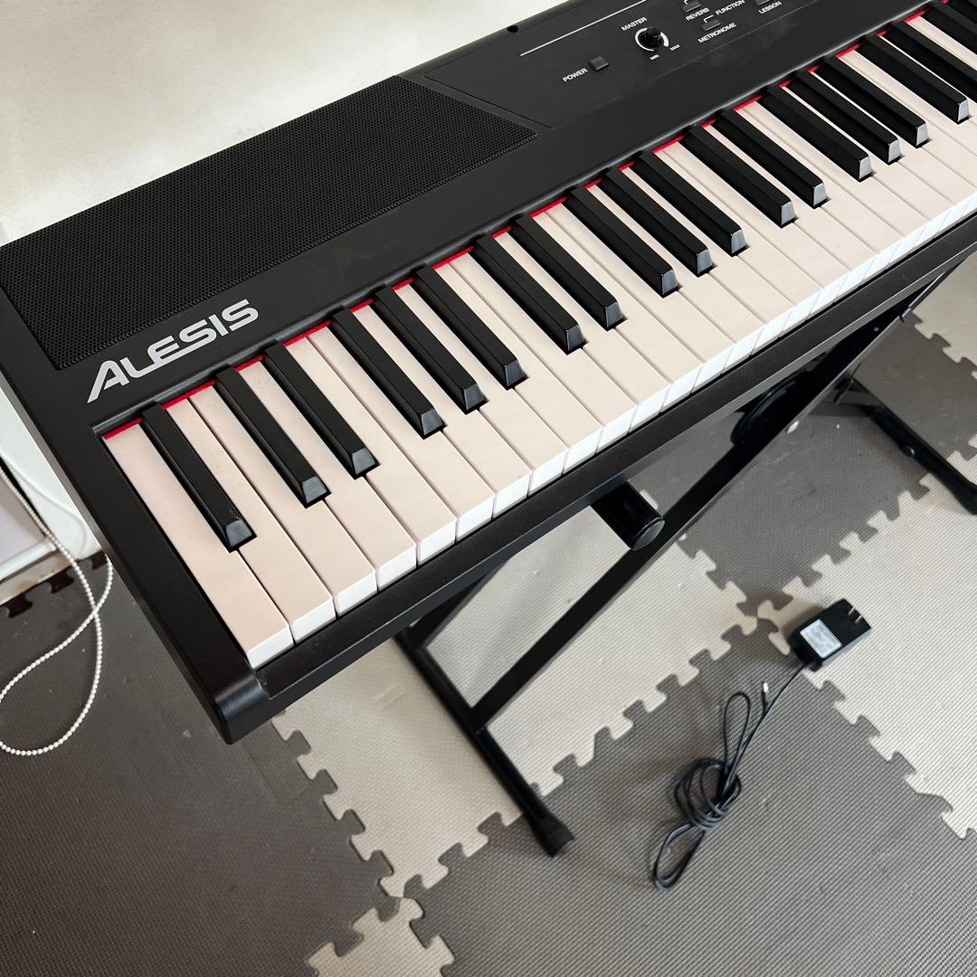 【横浜市内配達】スタンド付き！88鍵盤　電子ピアノ　Alesis RECITAL