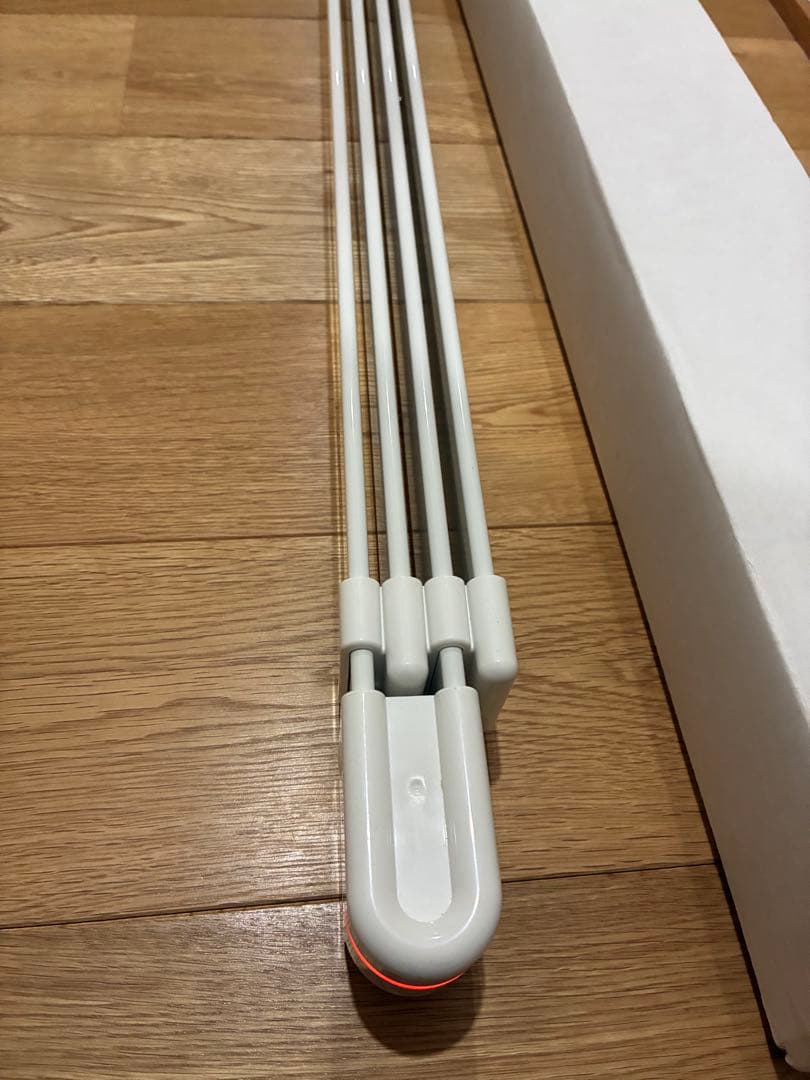 森永エンジニアリング　ウインドーラジエーター W/R-1219 ホワイト