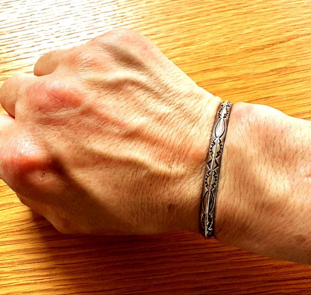 インディアンジュエリー Sterling Silver ナバホ バングル