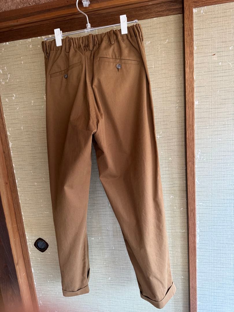 パンツ surcomm.arch. ORGANIC COTTON CHINO
