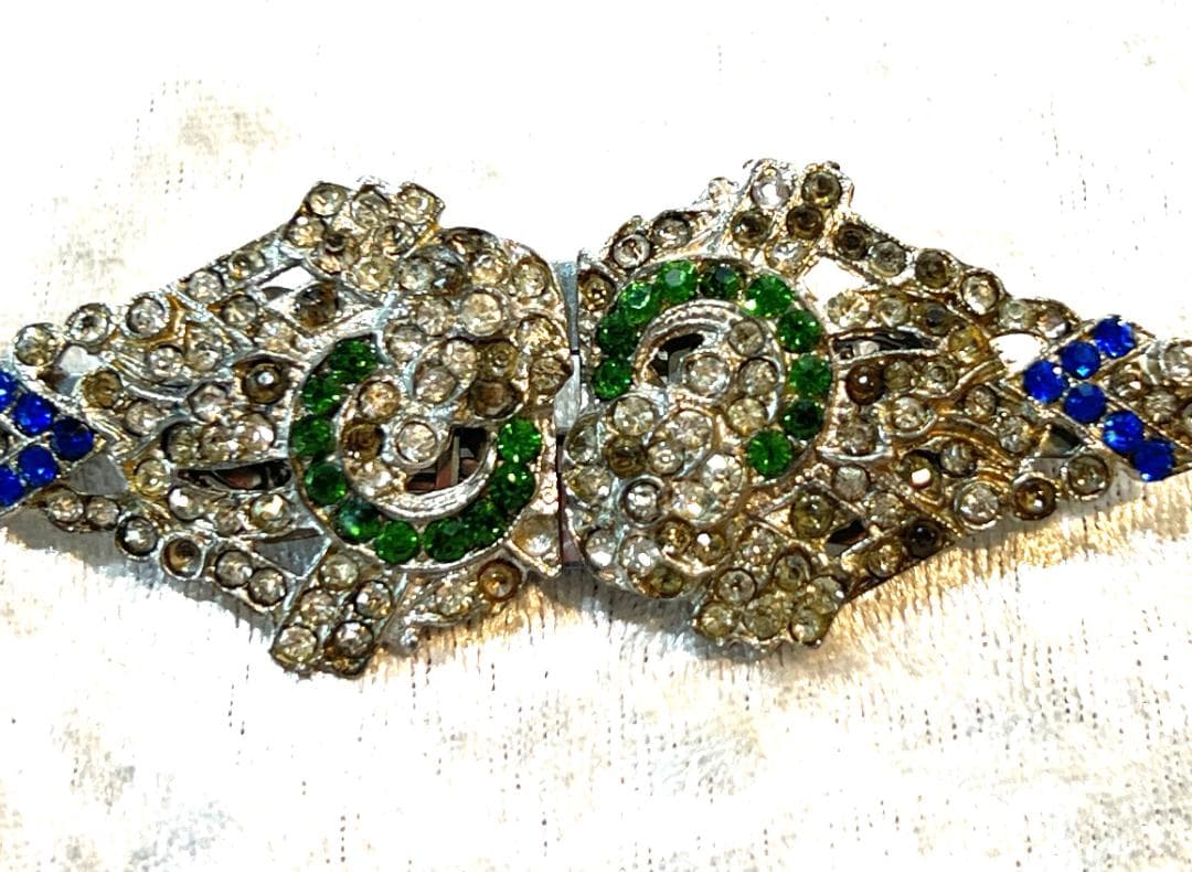 ダブルクリップブローチ　２つのクリップを組み合わせてあります。