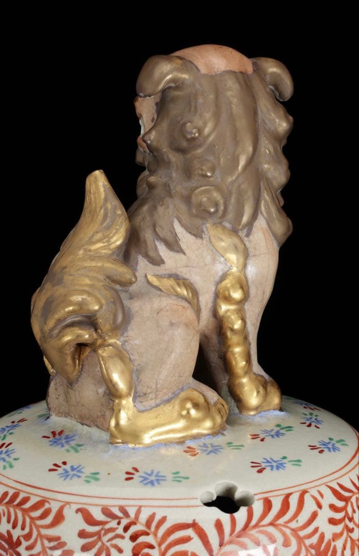 薩摩焼 丸十字家紋 金襴手色絵金彩 武者人物図 獅子摘 三足香炉 特大62cm